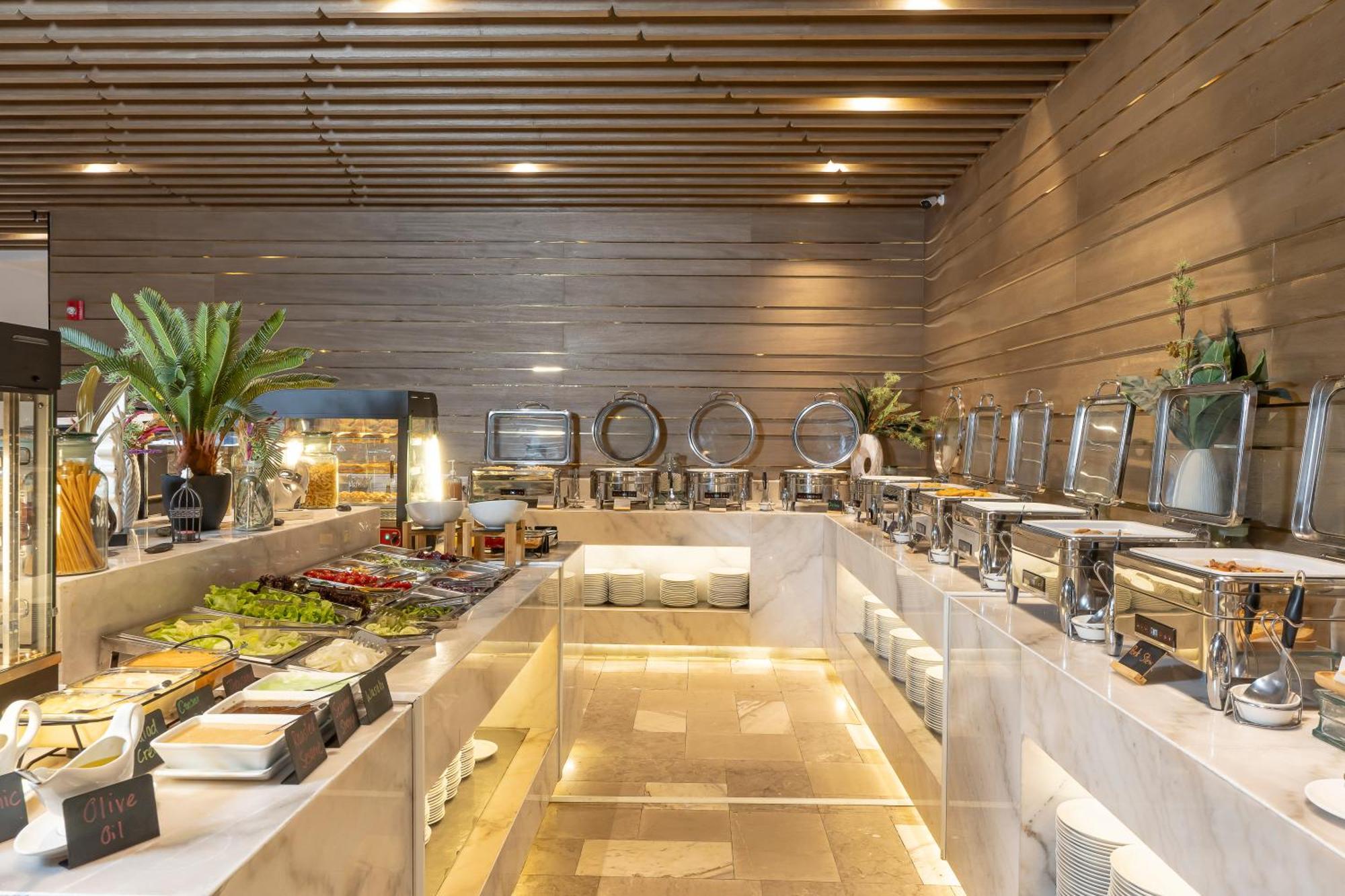 Arden Hotel And Residence By At Mind Chonburi Exterior photo