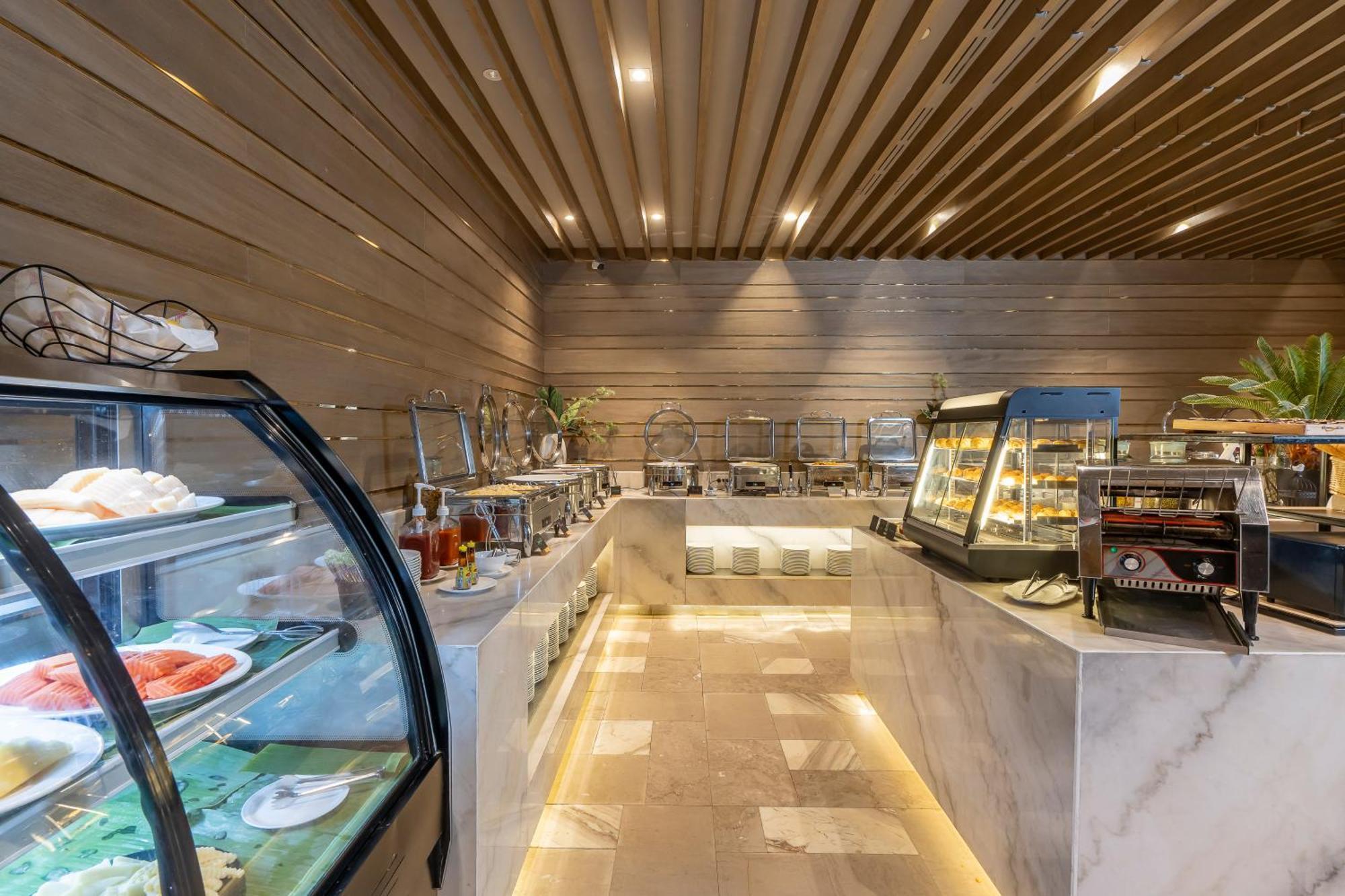Arden Hotel And Residence By At Mind Chonburi Exterior photo