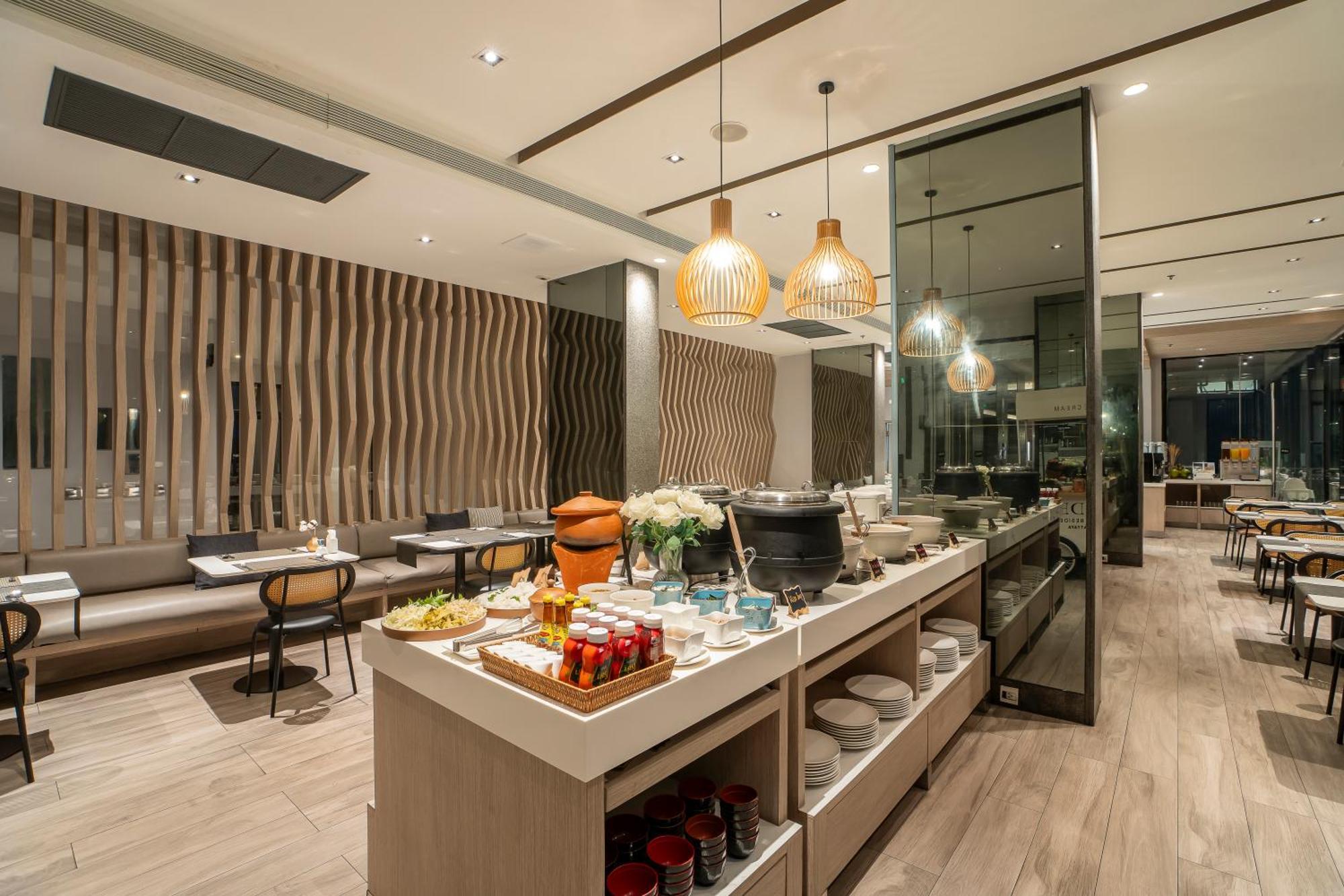 Arden Hotel And Residence By At Mind Chonburi Exterior photo
