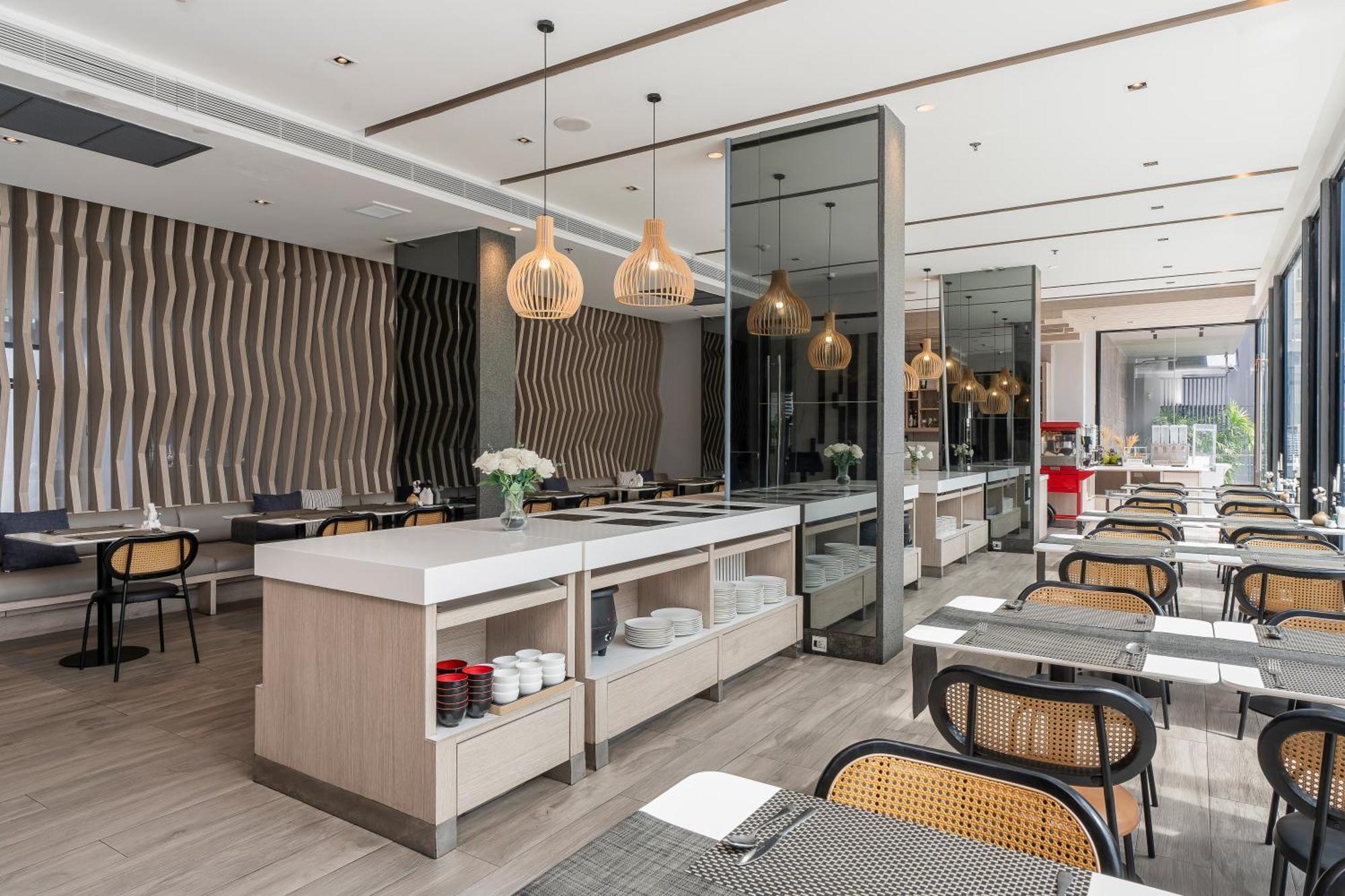 Arden Hotel And Residence By At Mind Chonburi Exterior photo